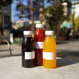 投稿についてもっと詳しく ドリンクボトル「キャップ容器」飲料容器